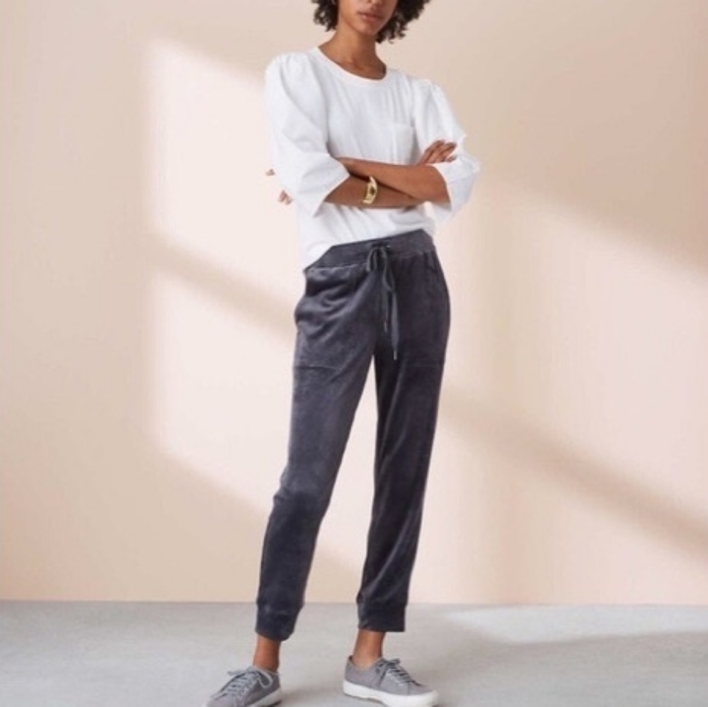 Lou & Grey Velour Joggers M EUC